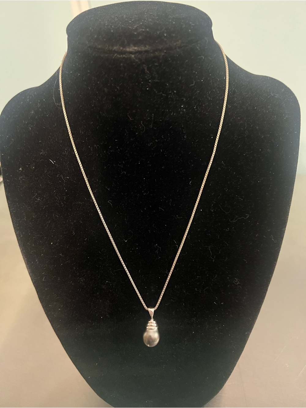 Sterling Silver Teardrop Black Pearl Pendant Necklace